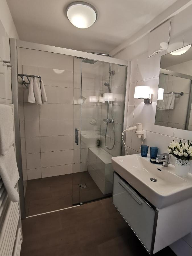 Schloss Kurhotel Strobl Bagian luar foto